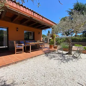 Casa Ras Mont-ras (Montrás)